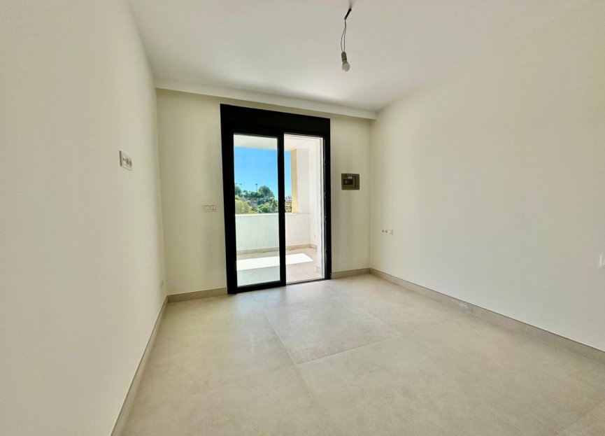 Resale - Apartment - Middle Floor Apartment - Benahavís - La Quinta