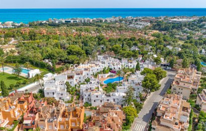 Resale - House - Townhouse - Marbella - Nueva Andalucia