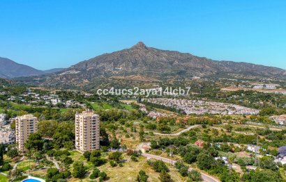 Resale - House - Townhouse - Marbella - Nueva Andalucia