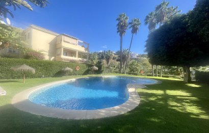 Resale - Apartment - Middle Floor Apartment - Benahavís - La Quinta