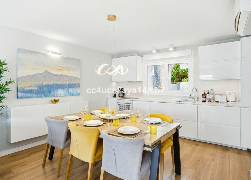 Resale - House - Townhouse - Marbella - Nueva Andalucia