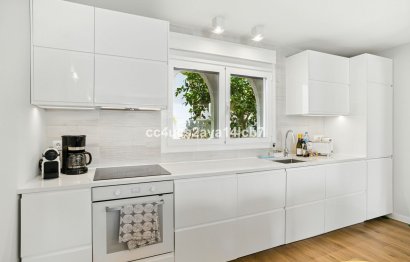 Resale - House - Townhouse - Marbella - Nueva Andalucia