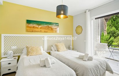Resale - House - Townhouse - Marbella - Nueva Andalucia