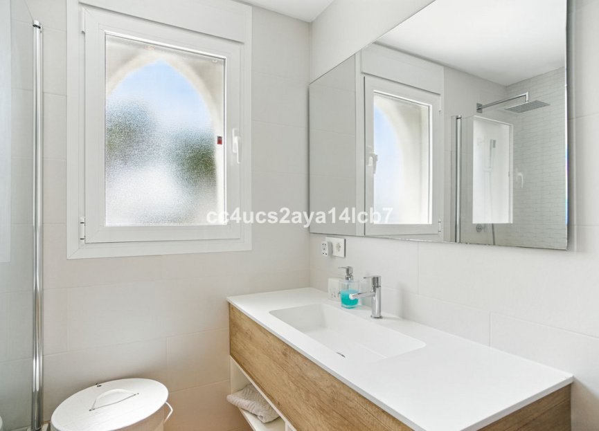 Resale - House - Townhouse - Marbella - Nueva Andalucia