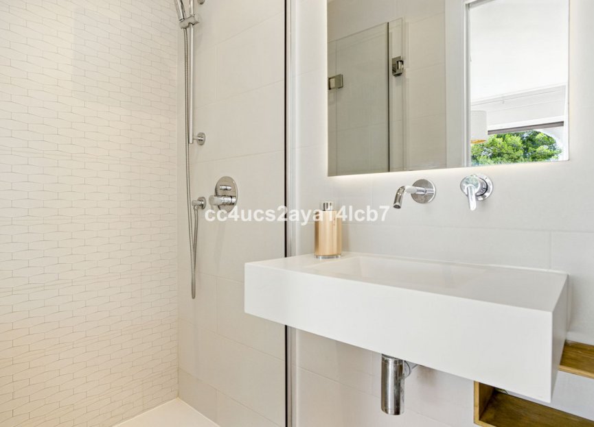 Resale - House - Townhouse - Marbella - Nueva Andalucia