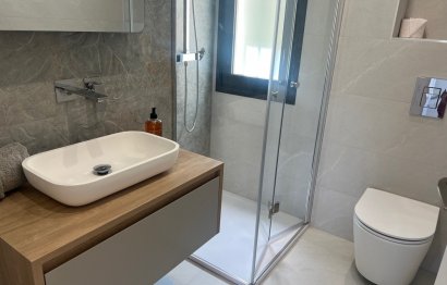 Resale - Apartment - Middle Floor Apartment - Benahavís - La Quinta