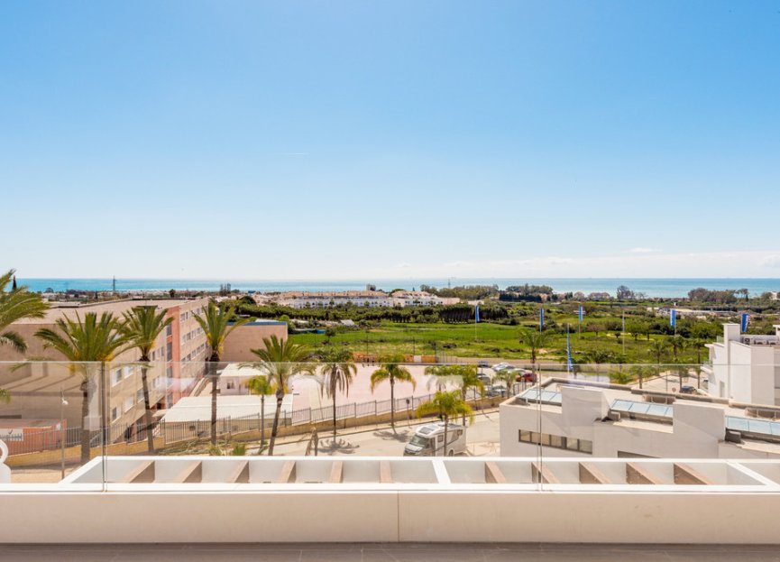 Resale - Apartment - Penthouse - Estepona - New Golden Mile