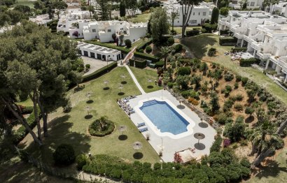 Resale - House - Townhouse - Marbella - Nueva Andalucia