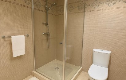 Reventa - Ground floor apartment - Benahavís - Benahavís Centro