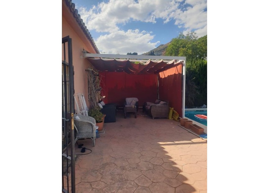 Reventa - House - Detached Villa - Benalmádena - Benalmadena Centro