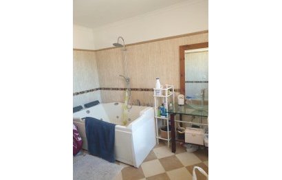 Reventa - House - Detached Villa - Benalmádena - Benalmadena Centro