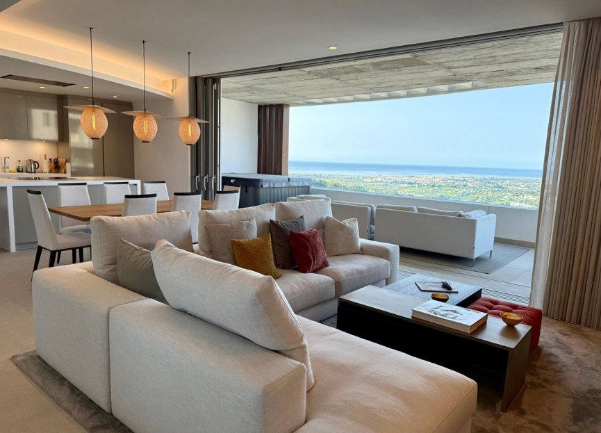 Resale - Apartment - Penthouse - Benahavís - La Quinta