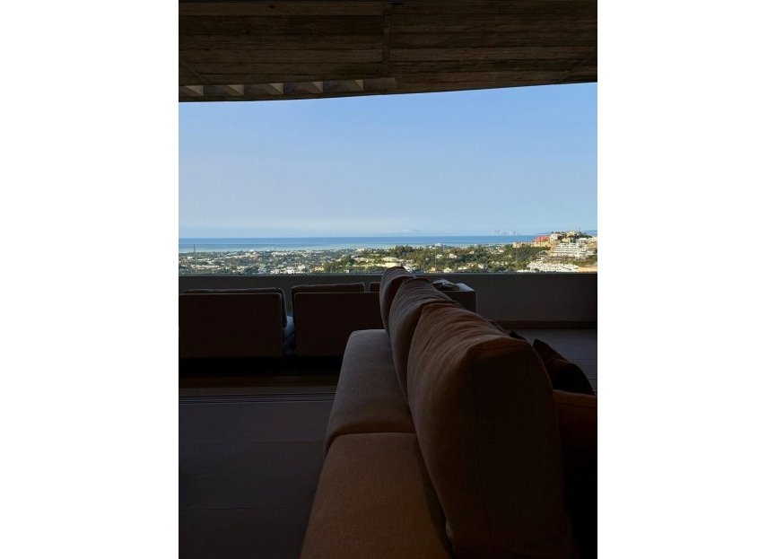 Resale - Apartment - Penthouse - Benahavís - La Quinta