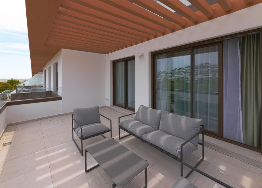Resale - Apartment - Middle Floor Apartment - Estepona - Estepona Centro
