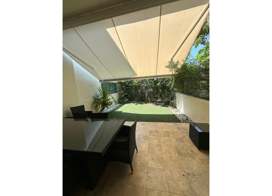 Resale - House - Townhouse - Estepona - Cancelada