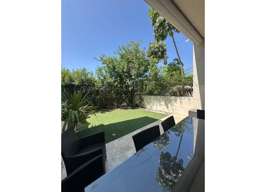 Resale - House - Townhouse - Estepona - Cancelada