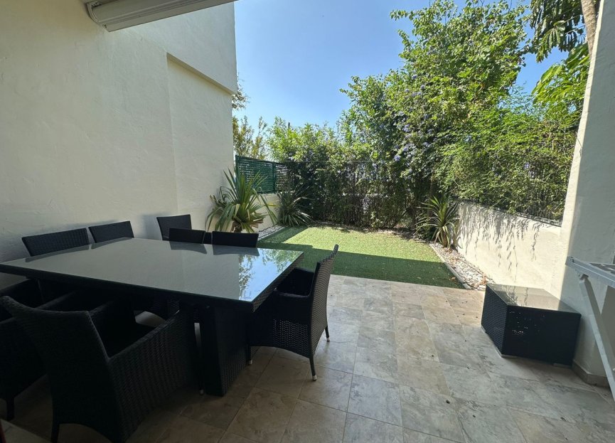 Resale - House - Townhouse - Estepona - Cancelada