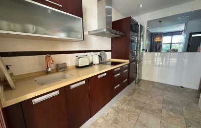 Resale - House - Townhouse - Estepona - Cancelada