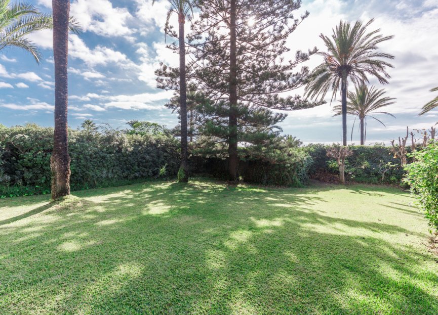 Resale - House - Detached Villa - Marbella - Los Monteros