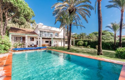 Resale - House - Detached Villa - Marbella - Los Monteros