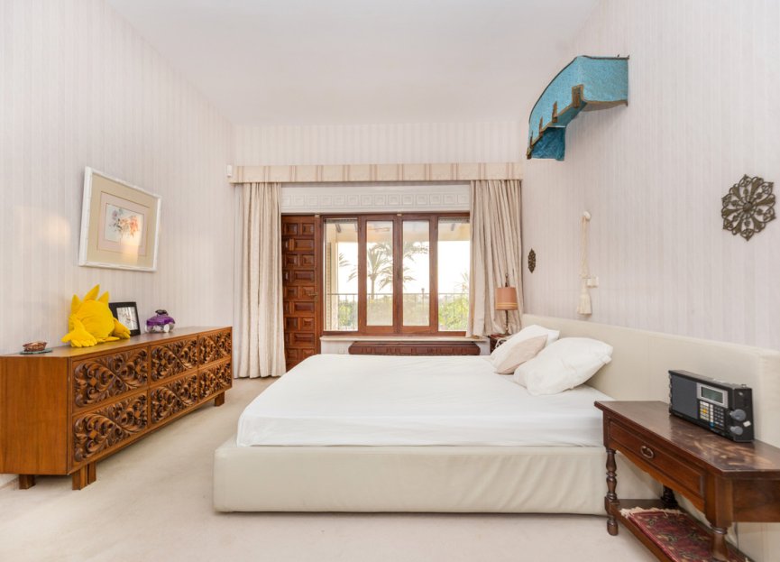 Resale - House - Detached Villa - Marbella - Los Monteros