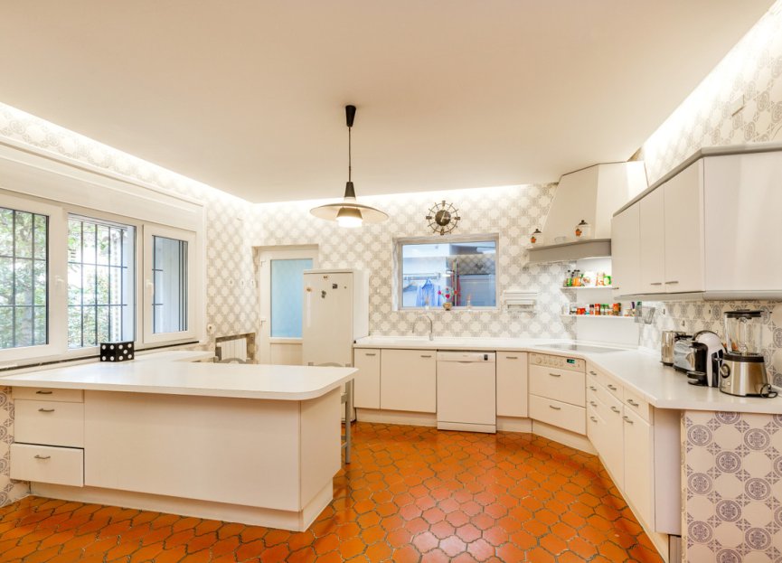 Resale - House - Detached Villa - Marbella - Los Monteros