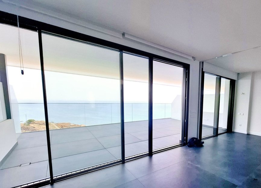 Resale - Apartment - Middle Floor Apartment - Fuengirola - Fuengirola Centro