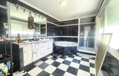 Reventa - House - Detached Villa - Marbella - Nueva Andalucia