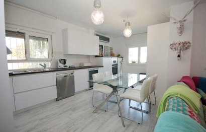 Resale - Ground floor apartment - Marbella - La Mairena