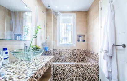 Resale - Ground floor apartment - Marbella - La Mairena