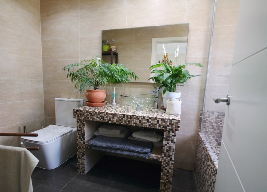 Resale - Ground floor apartment - Marbella - La Mairena