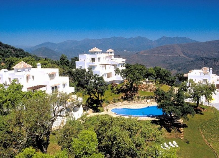 Resale - Ground floor apartment - Marbella - La Mairena