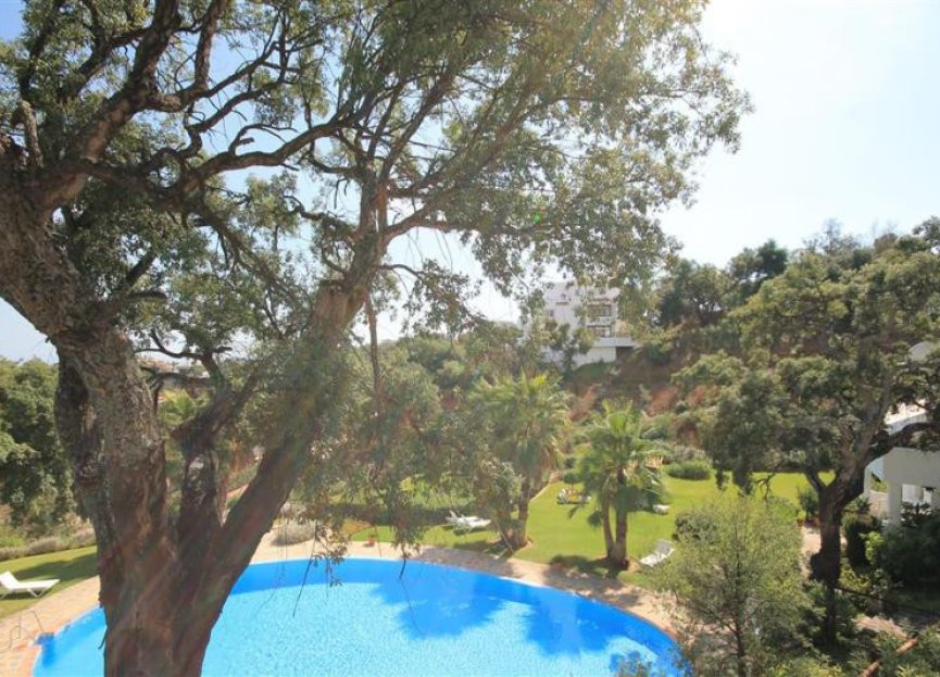 Resale - Ground floor apartment - Marbella - La Mairena