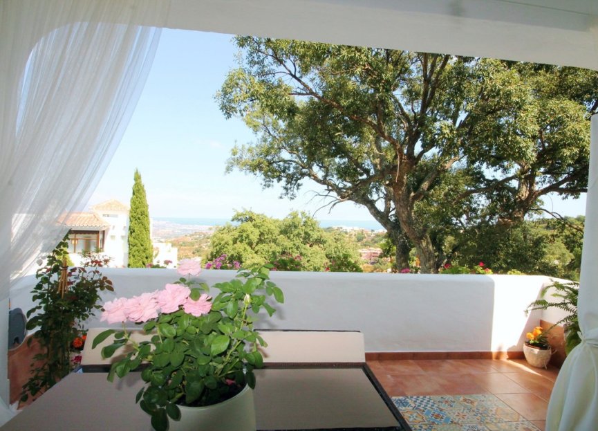 Resale - Ground floor apartment - Marbella - La Mairena