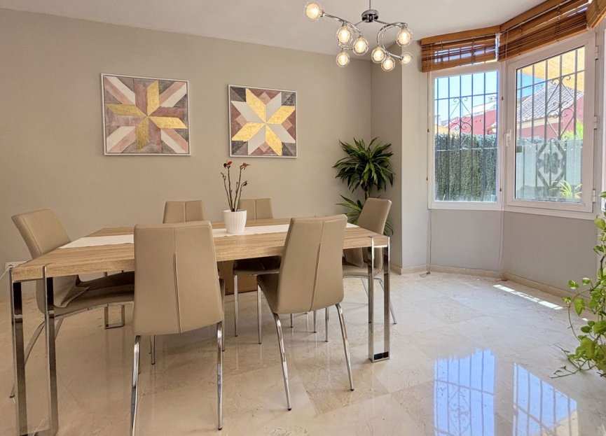 Reventa - House - Townhouse - Estepona - Estepona Centro