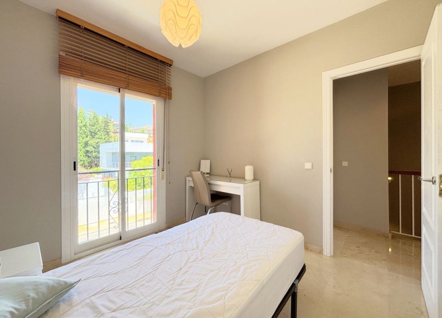 Reventa - House - Townhouse - Estepona - Estepona Centro