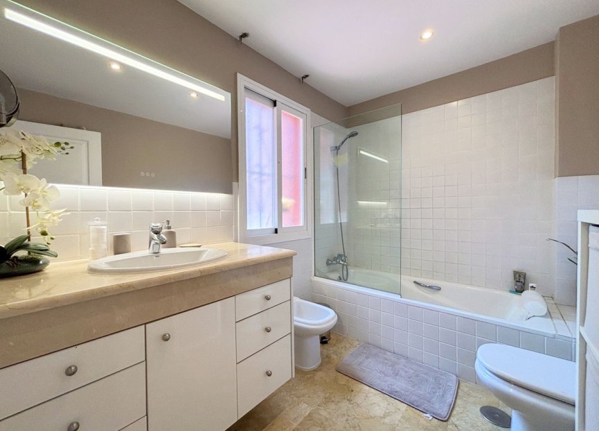 Reventa - House - Townhouse - Estepona - Estepona Centro