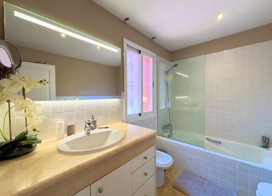 Reventa - House - Townhouse - Estepona - Estepona Centro