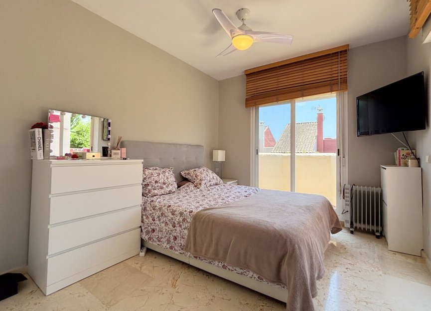 Reventa - House - Townhouse - Estepona - Estepona Centro