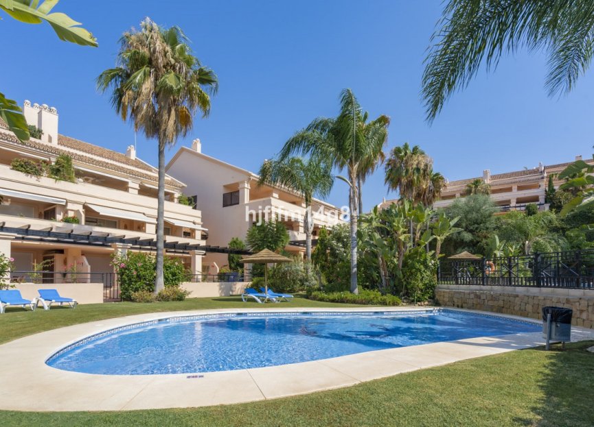 Reventa - Apartment - Middle Floor Apartment - Marbella - Nueva Andalucia