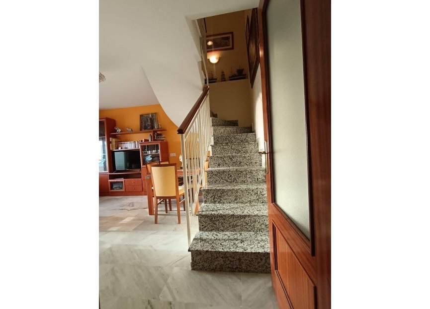 Resale - Apartment - Top Floor Apartment - Marbella - Marbella Centro