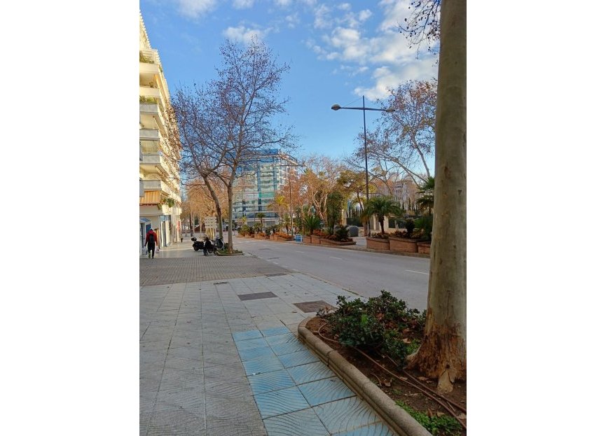 Resale - Apartment - Top Floor Apartment - Marbella - Marbella Centro