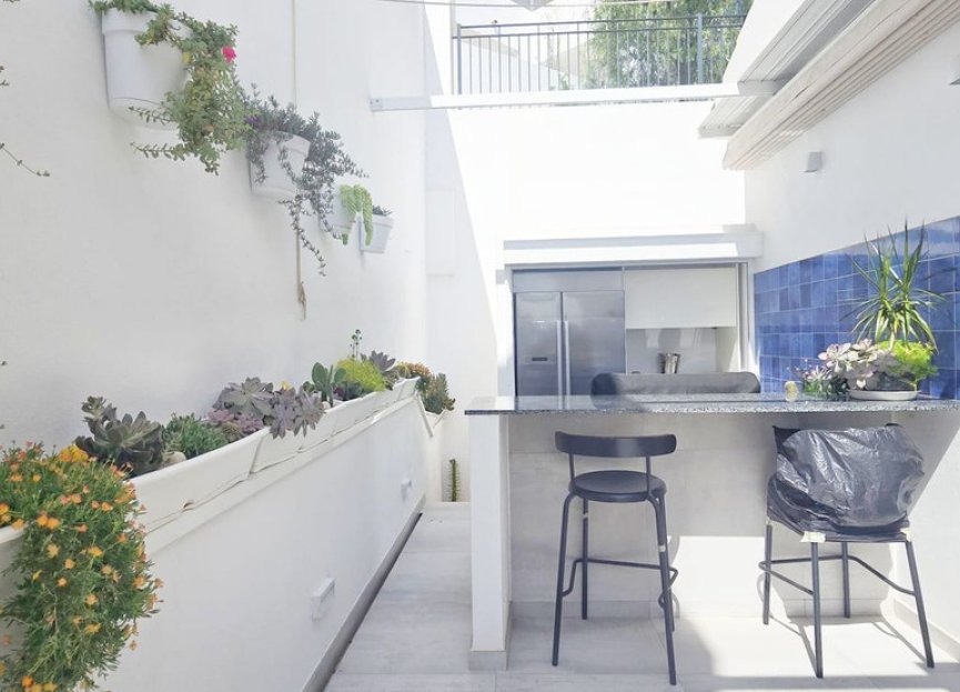 Resale - House - Detached Villa - Benalmádena - Benalmadena Pueblo