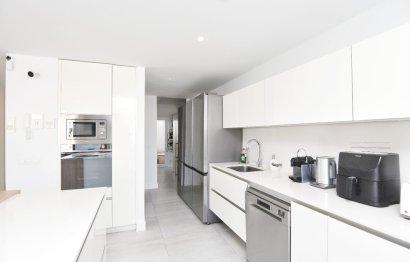 Resale - House - Detached Villa - Benalmádena - Benalmadena Pueblo