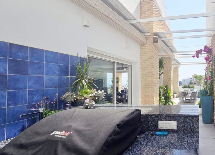 Resale - House - Detached Villa - Benalmádena - Benalmadena Pueblo