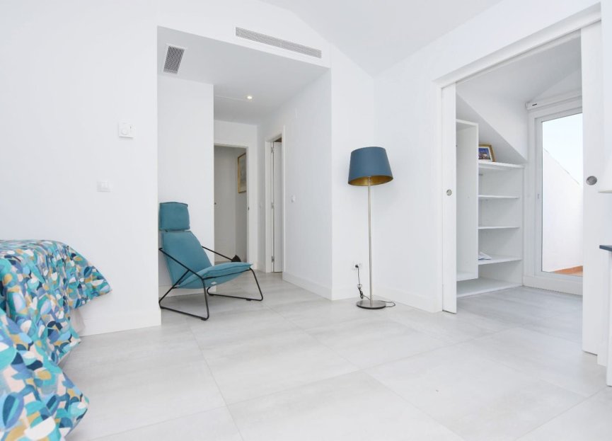 Resale - House - Detached Villa - Benalmádena - Benalmadena Pueblo