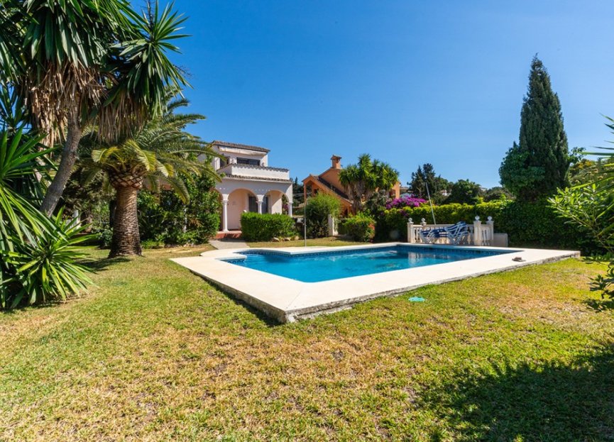 Resale - House - Detached Villa - Marbella - Marbesa