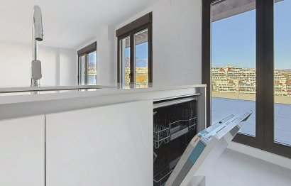 Resale - Apartment - Penthouse - Estepona - Estepona Centro