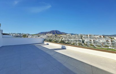 Resale - Apartment - Penthouse - Estepona - Estepona Centro