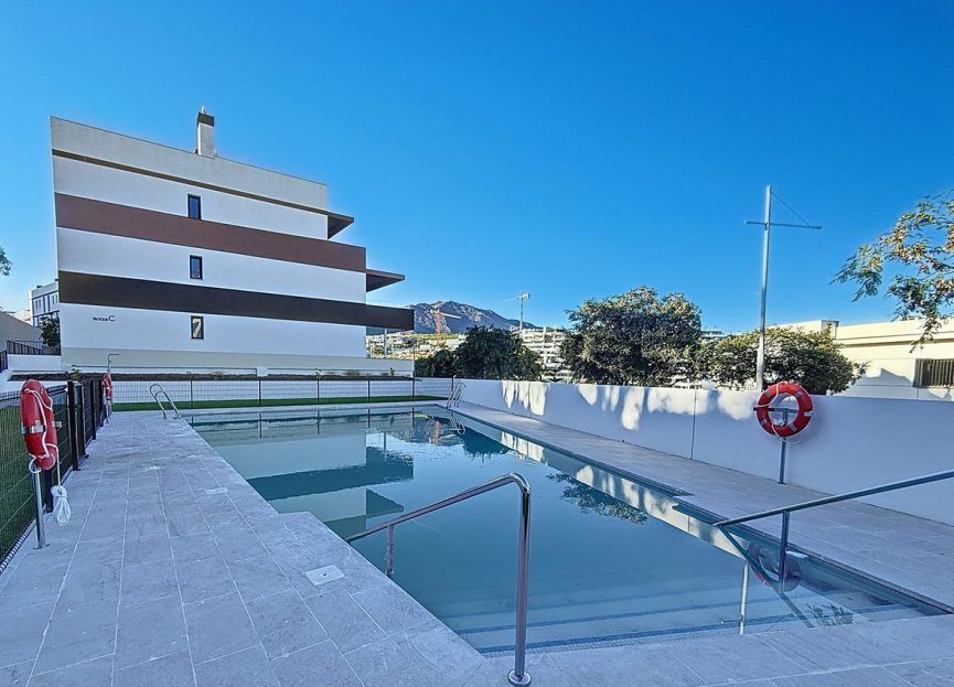 Resale - Apartment - Penthouse - Estepona - Estepona Centro